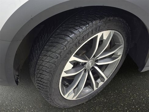 Used 2017 Audi A4 2.0T allroad Premium w/ Audi MMI Navigation Plus image 31