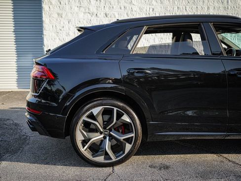 Used 2022 Audi RS Q8 w/ Carbon Optic Package AWD/4WD image 15