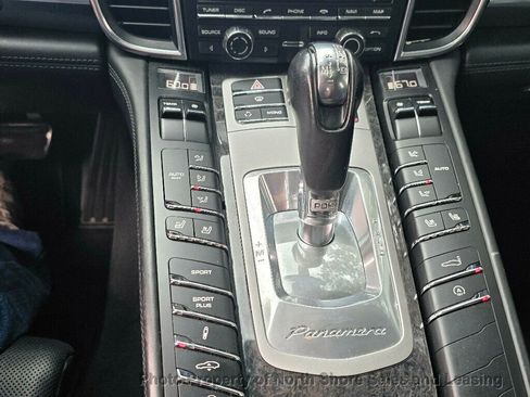Used 2010 Porsche Panamera image 27