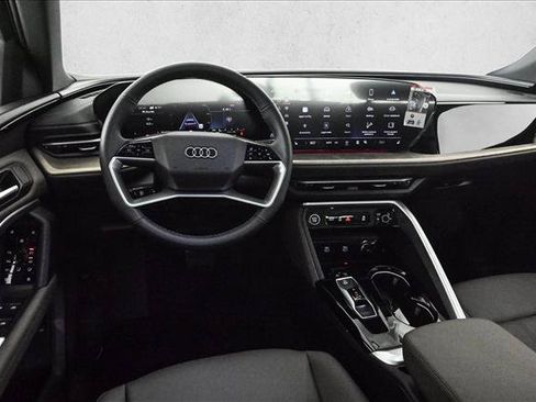 Certified 2025 Audi Q5 Premium w/ Convenience Package AWD/4WD image 19