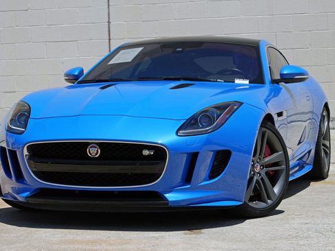 Used 2017 Jaguar F-TYPE S British Design Edition RWD image 3