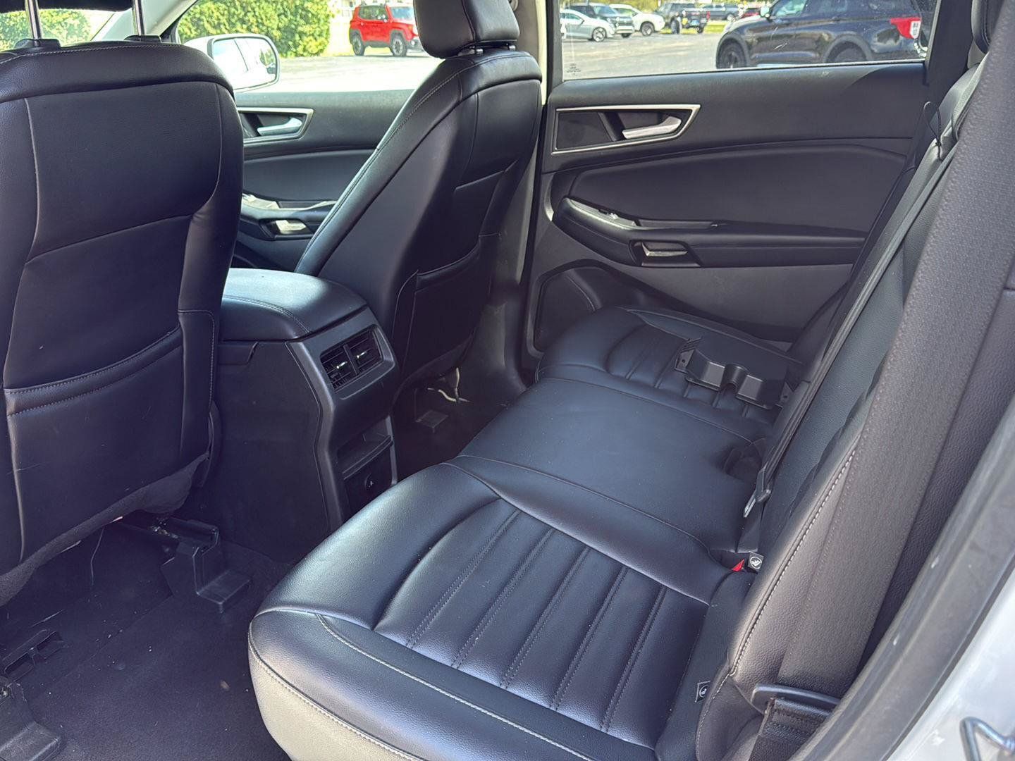 Used 2023 Ford Edge SEL AWD/4WD image 13