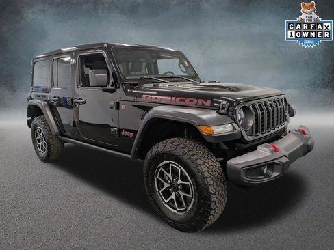 Used 2024 Jeep Wrangler Unlimited Rubicon w/ Technology Group image 3