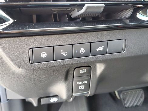 New 2025 Nissan Murano Platinum image 16