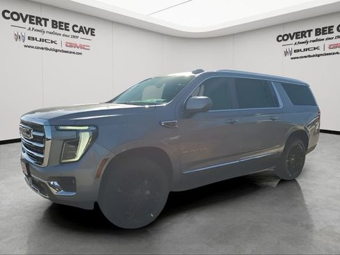 New 2026 GMC Yukon XL Elevation image 3