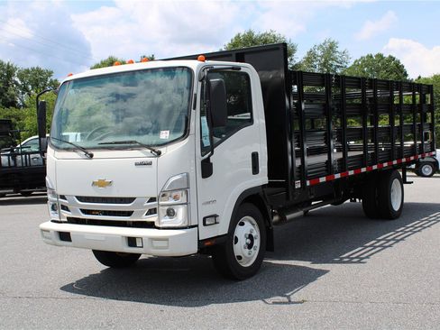 New 2024 Chevrolet Low Cab Forward RWD image 2