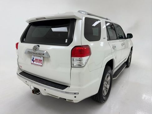 Used 2013 Toyota 4Runner SR5 image 40