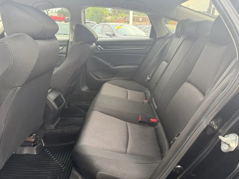 Used 2018 Honda Accord LX image 13