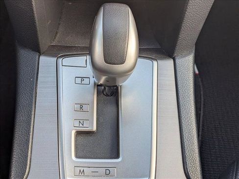 Used 2012 Subaru Outback 3.6R Limited w/ Moonroof Pkg image 12