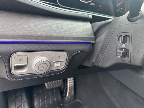 New 2026 Mercedes-Benz GLS 450 4MATIC image 17