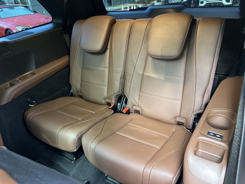 Certified 2025 Mercedes-Benz GLS 450 4MATIC w/ AMG Line Exterior image 44