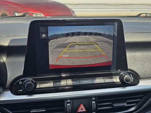 Used 2022 Kia Forte LXS w/ LXS Technology Package FWD image 36