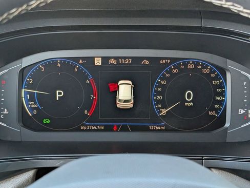 Used 2023 Volkswagen Taos SEL image 21