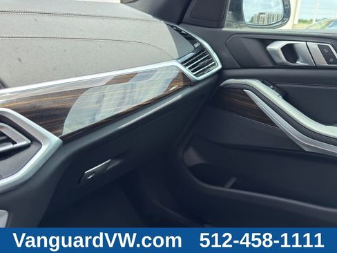 Used 2023 BMW X5 xDrive40i w/ Premium Package AWD/4WD image 19