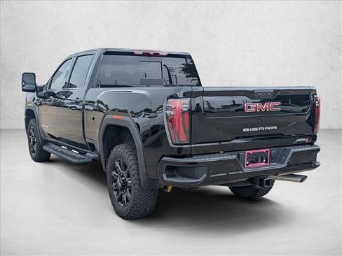 Used 2025 GMC Sierra 2500 AT4 w/ AT4 Preferred Package AWD/4WD image 7