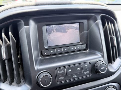 Used 2016 Chevrolet Colorado W/T w/ WT Convenience Package RWD image 14