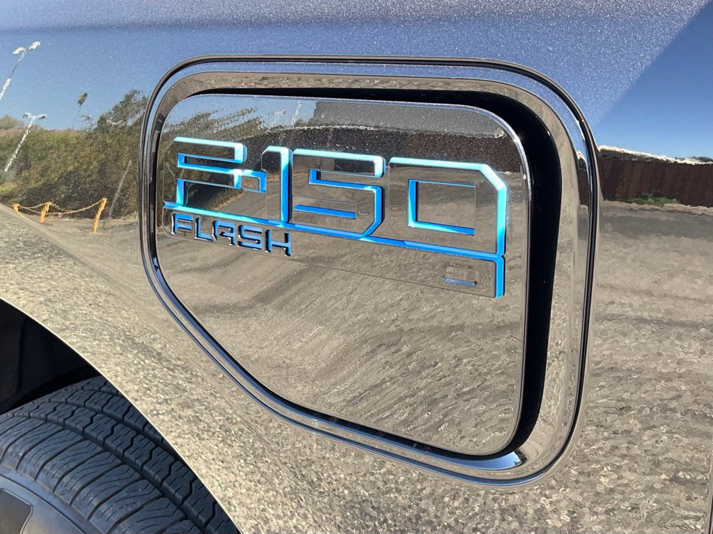 Certified 2025 Ford F150 Lightning Flash AWD/4WD image 11