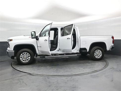 Used 2024 Chevrolet Silverado 2500 LTZ w/ LTZ Convenience Package image 51