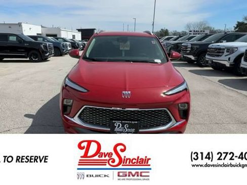 New 2026 Buick Encore GX Avenir w/ Avenir Convenience Package FWD image 3