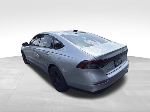 Used 2025 Honda Accord SE image 3