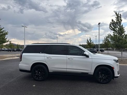 Used 2021 Cadillac Escalade Sport Platinum w/ LPO, ONYX Package AWD/4WD image 2