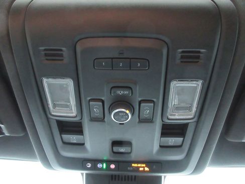 Certified 2023 GMC Yukon XL AT4 w/ AT4 Premium Plus Package image 38