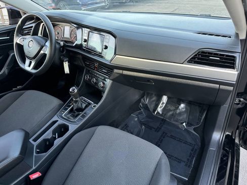 Used 2019 Volkswagen Jetta S w/ Driver Assistance Package image 13