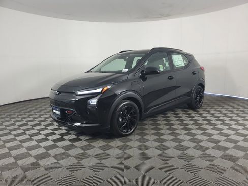 New 2027 Chevrolet Bolt RS w/ Super Cruise Package FWD image 8