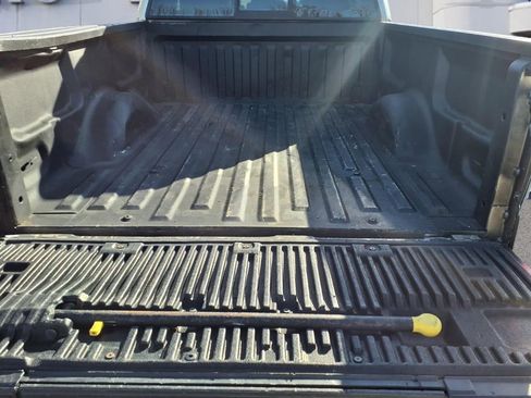 Used 2014 Ford F150 Lariat w/ Lariat Chrome Package image 30