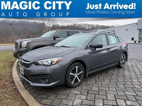 Used 2022 Subaru Impreza Premium image 1