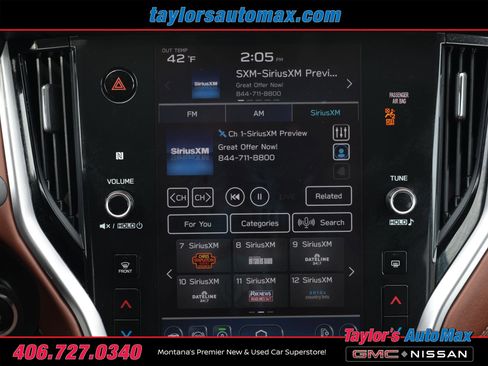 Used 2025 Subaru Outback Touring XT image 12