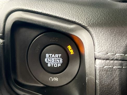 Used 2024 Jeep Wrangler Unlimited Rubicon 4xe AWD/4WD image 23
