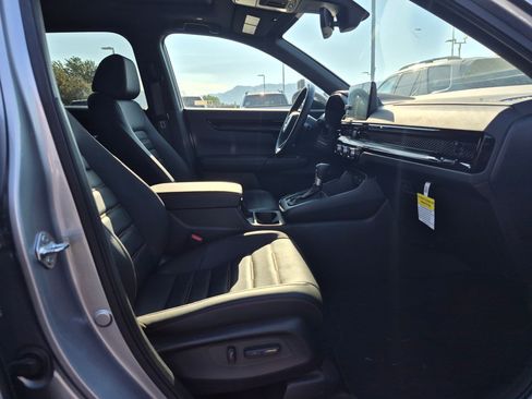 Certified 2026 Honda CR-V Sport Touring image 30