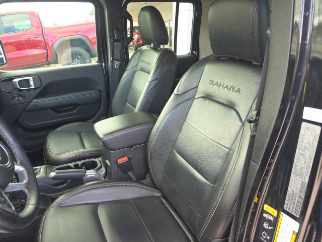 Used 2021 Jeep Wrangler Unlimited Sahara AWD/4WD image 17