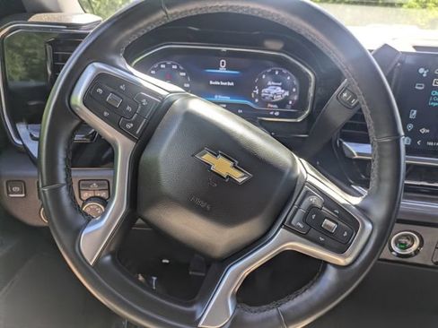 Used 2023 Chevrolet Silverado 1500 LT AWD/4WD image 21