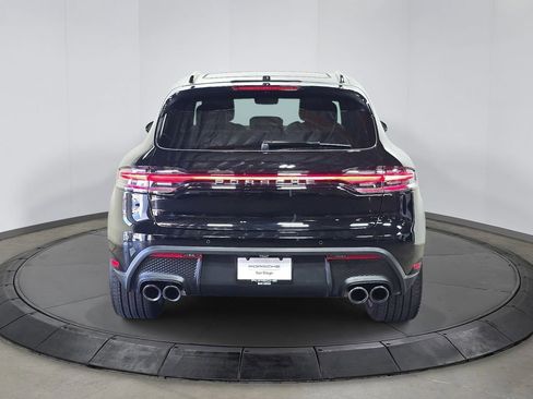 Certified 2025 Porsche Macan image 6