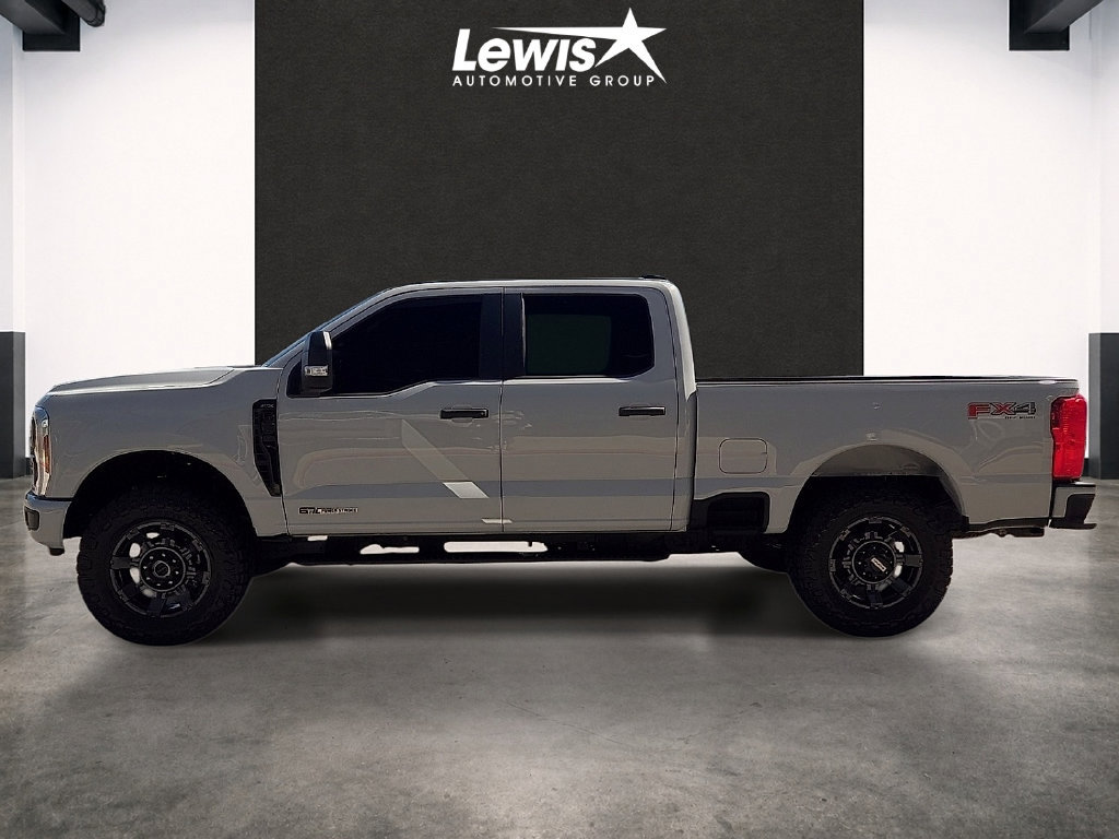 Used 2026 Ford F250 XL w/ STX Appearance Package AWD/4WD image 2