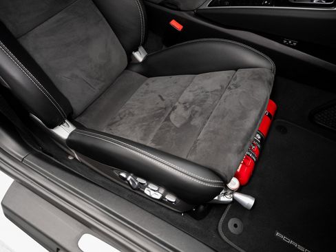 Used 2014 Porsche 911 GT3 image 59