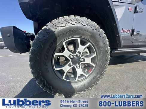 Used 2021 Jeep Wrangler Unlimited Rubicon AWD/4WD image 10