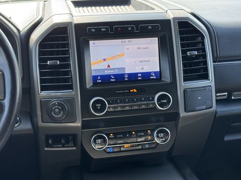 Used 2021 Ford Expedition XLT AWD/4WD image 17