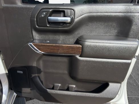 Used 2020 GMC Sierra 1500 Elevation w/ Elevation Value Package image 26