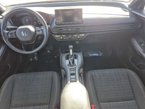 Used 2023 Honda HR-V Sport image 11