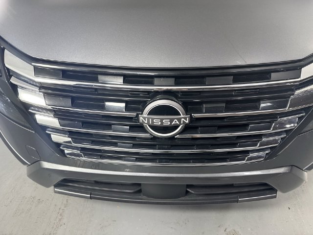 Used 2026 Nissan Rogue SL AWD/4WD image 25