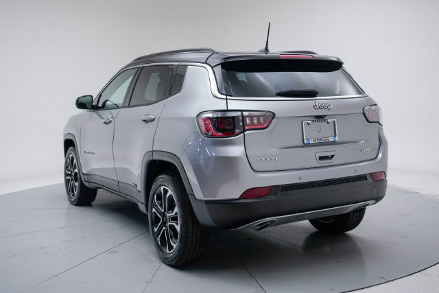 Used 2023 Jeep Compass Limited AWD/4WD image 14