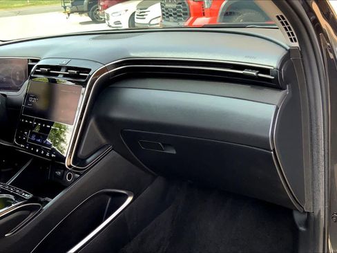 Certified 2023 Hyundai Tucson Limited image 18