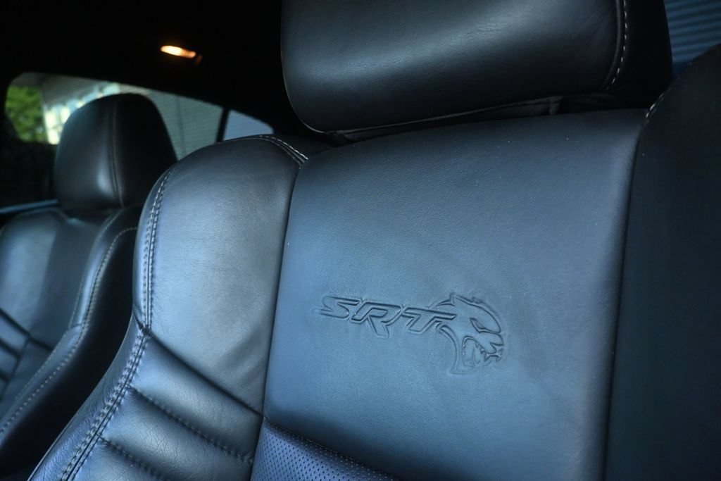 Used 2022 Dodge Charger SRT Hellcat w/ Navigation & Travel Group RWD image 15