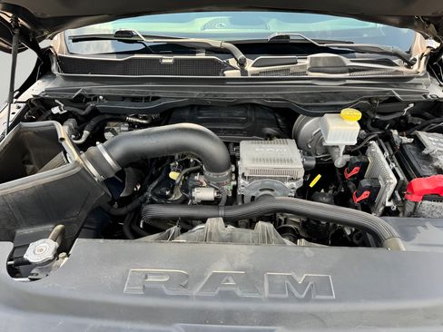 Used 2019 RAM 1500 Big Horn AWD/4WD image 34