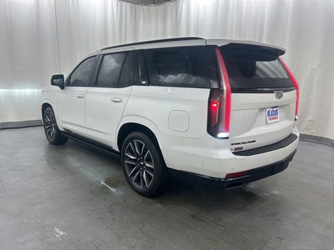 Used 2021 Cadillac Escalade Sport Platinum w/ Heavy-Duty Trailer Package image 4