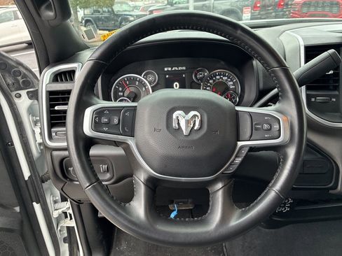 Used 2024 RAM 3500 Big Horn image 24