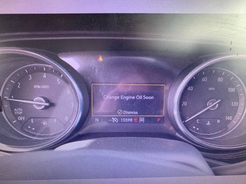Used 2023 Buick Encore GX Preferred w/ Cold Weather Comfort Package AWD/4WD image 8